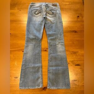 Silver Jeans Tuesday Jean